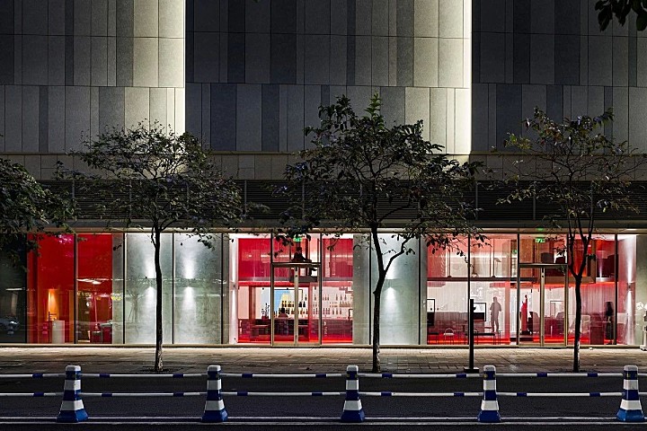 新作 | 深圳新出网红打卡,甜品店变身超级好玩的360°沉浸式剧场体验