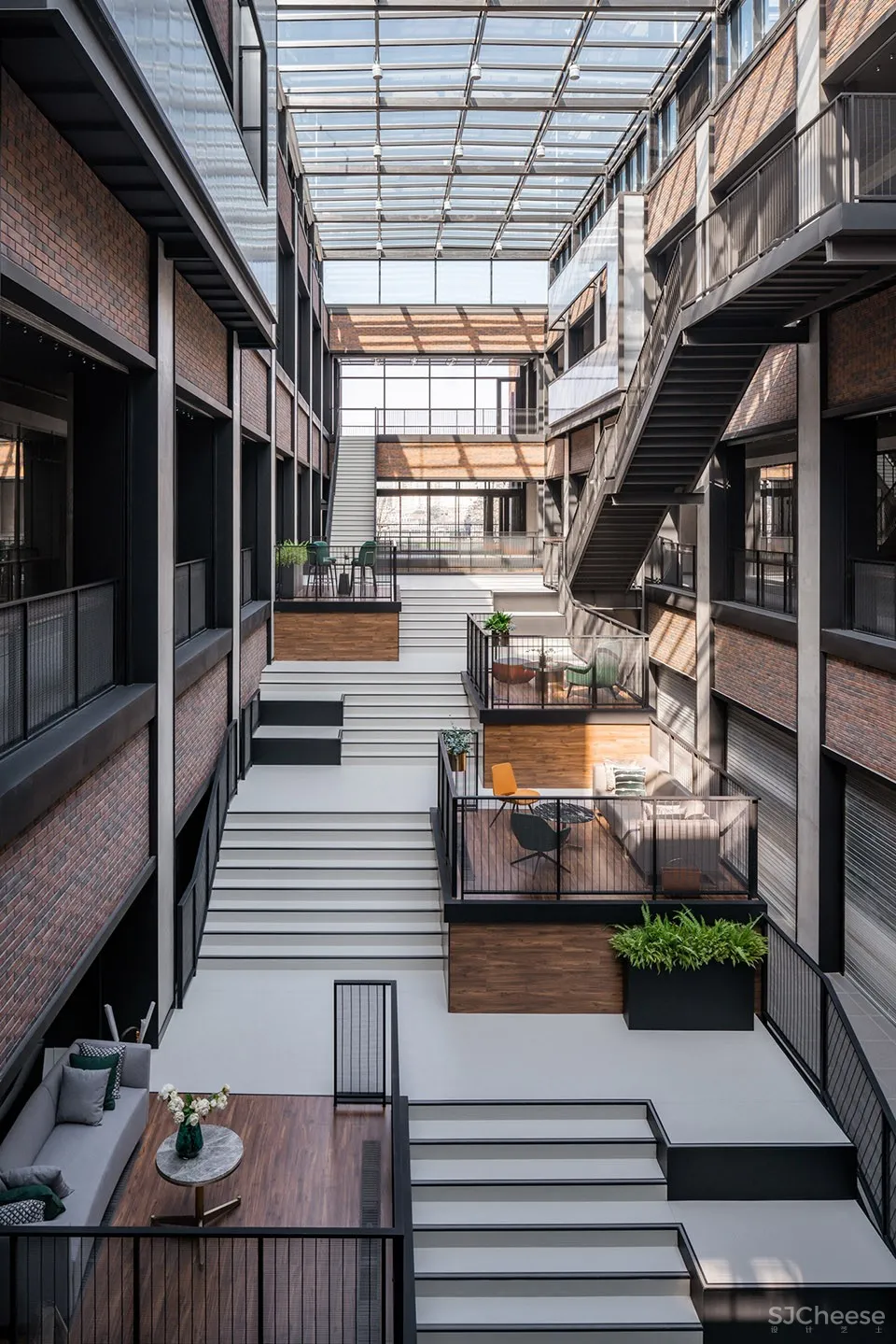 上海滨江道办公楼 / HPP Architects