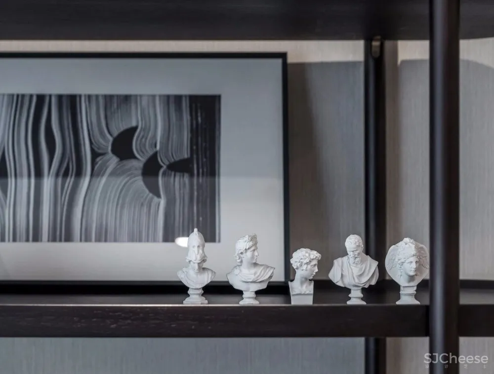 大器空间 丨海上明月