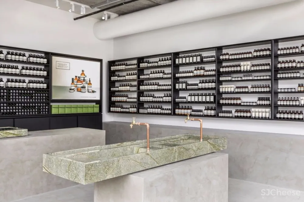 Alain Carle | 创造小而精致的空间