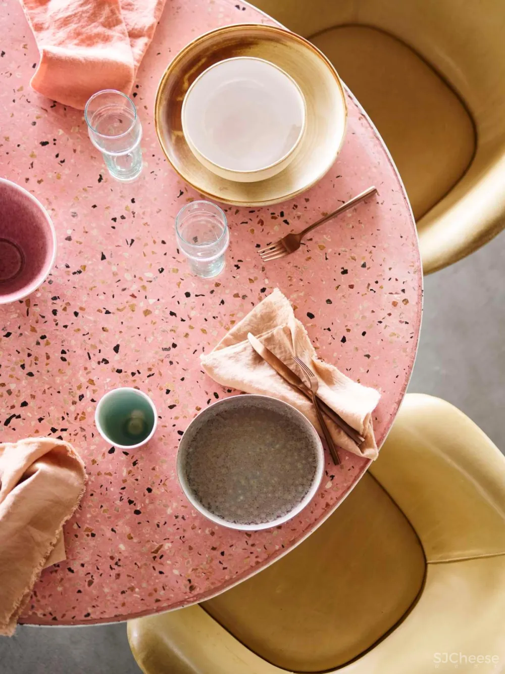 首发 | 澳大利亚黄金海岸上悠闲怀旧的Burleigh餐厅