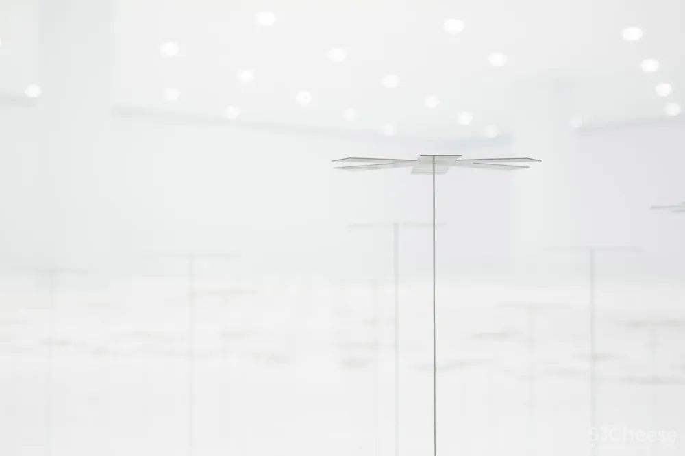 最新 | nendo：米兰 breeze of light装置