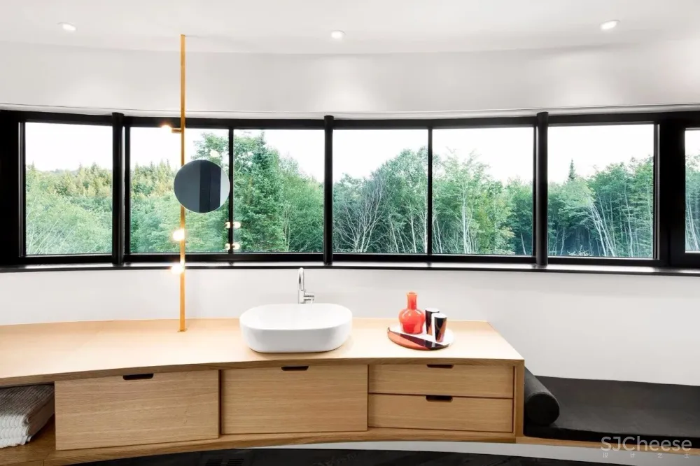 Alain Carle | 创造小而精致的空间