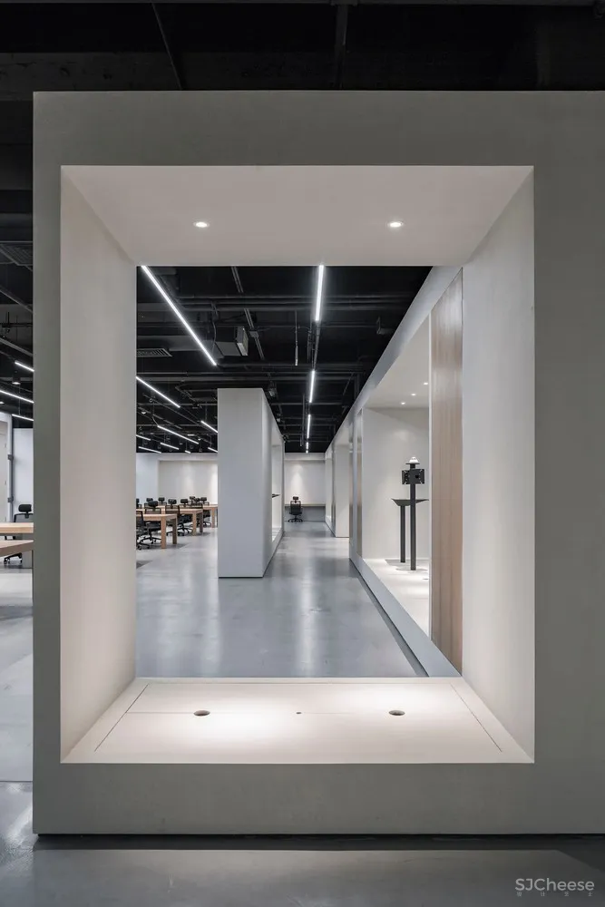 华成智云总部 / 班得建筑