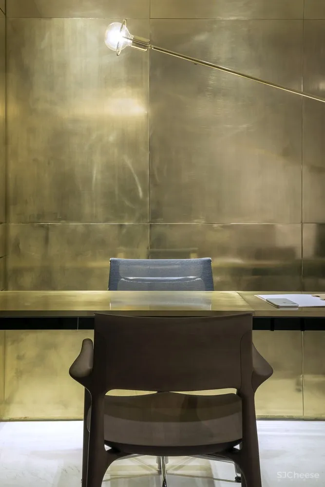 首发 | 1:1 arquitetura金属面阐释奢侈概念：Clínica L’OR医疗机构