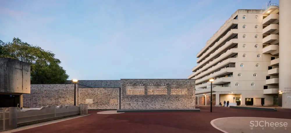 Elancourt Music School / Opus 5 architectes