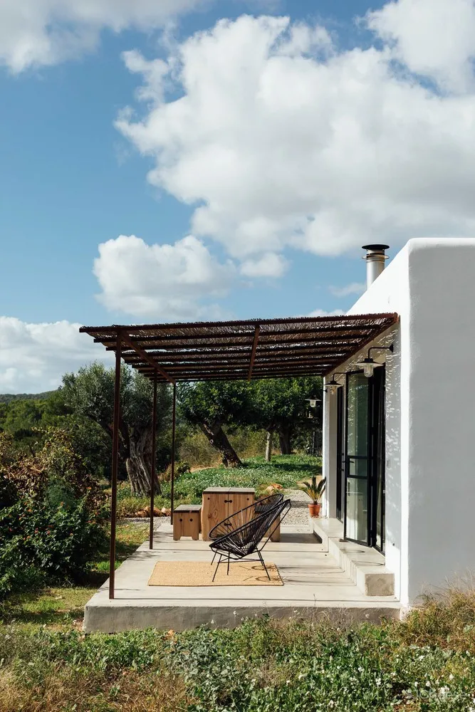 The Nieuw + ibiza interiors | 旧仓库改装梦想之家