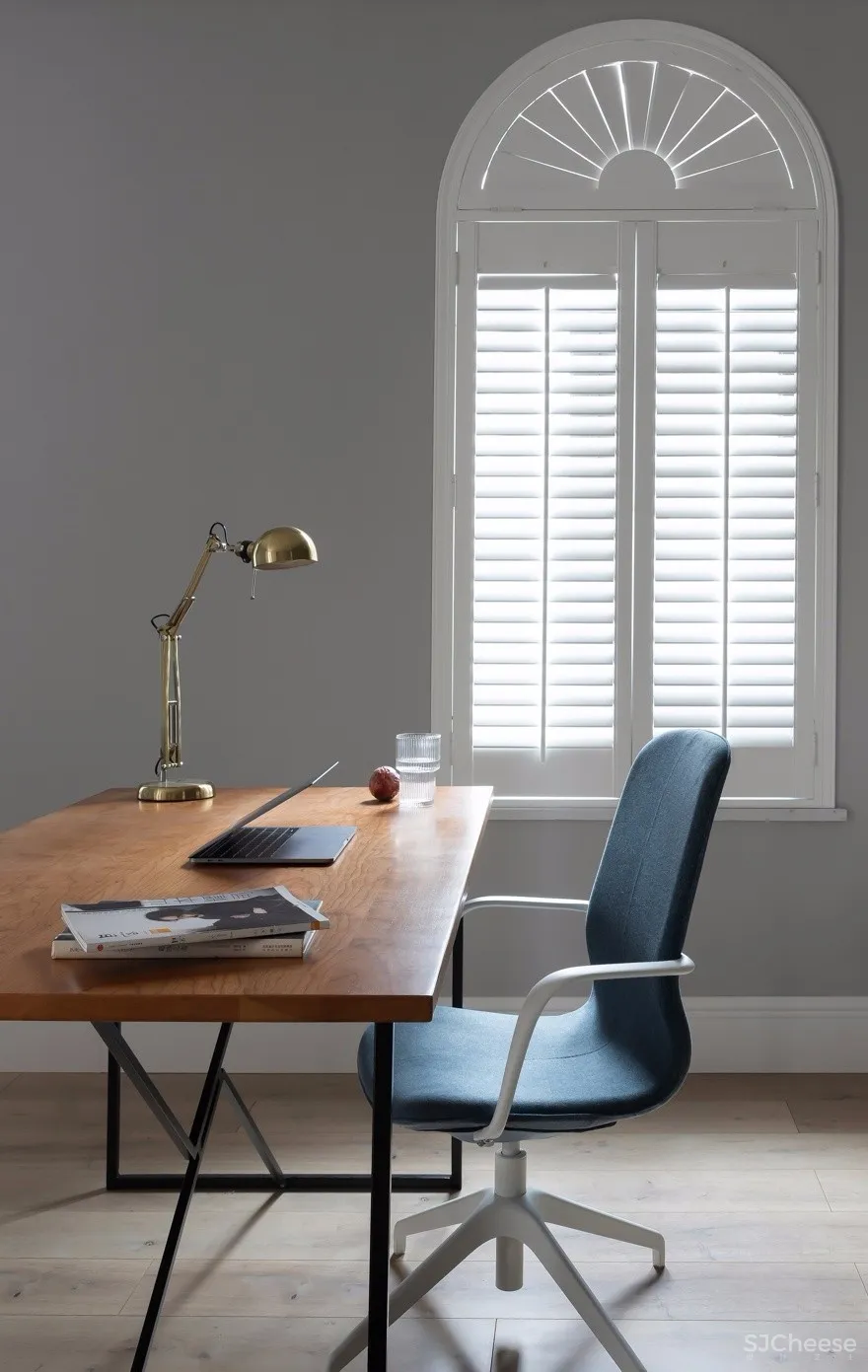 310㎡ 顶层洋房丨在这里养花、聚餐,美极了