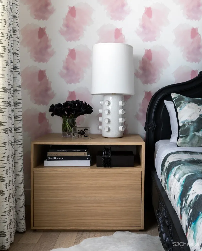 首发 | Michelle Dirkse 充满大胆图案纺织品:西雅图公寓