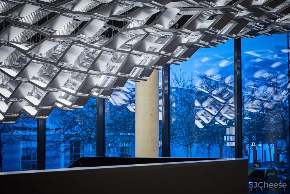 最新 | Graft Architects:Trilux 灯具集团办公总部