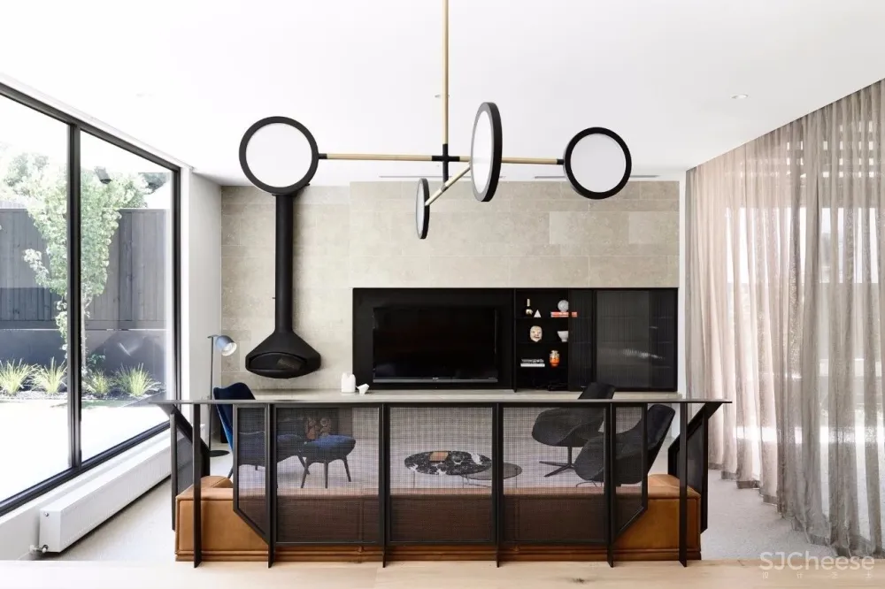 Mardi Doherty新作 | 克制和优雅的理念