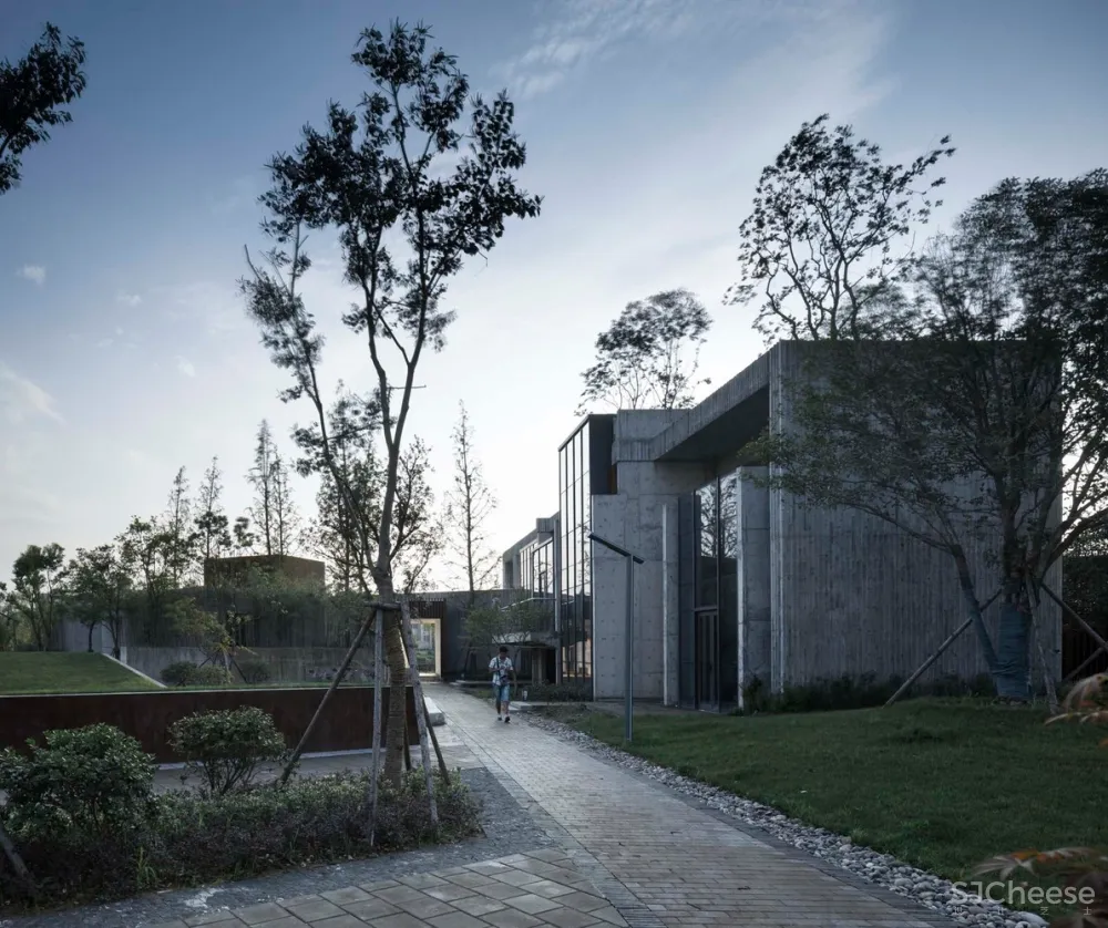 靖江市民俗艺术馆 / 荣朝晖工作室