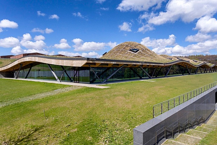 麦卡伦新酿酒厂和游客体验中心 / Rogers Stirk Harbour + Partners