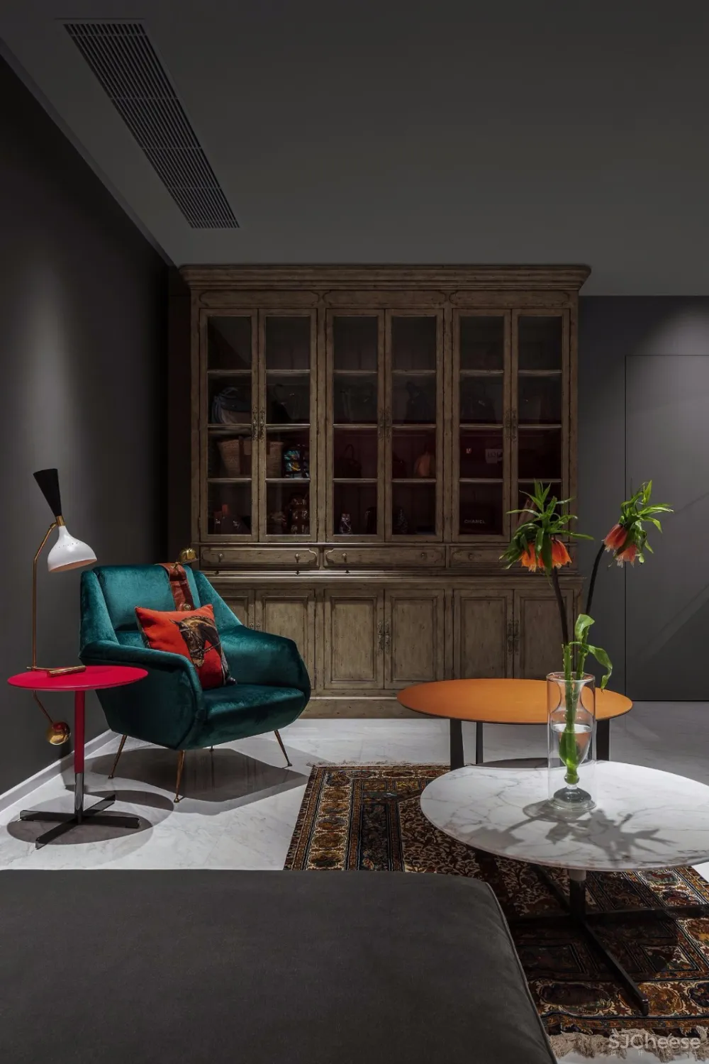 新作| 广州 500m² 大平层无敌江景奢宅，对望广州塔，超大空中泳池！