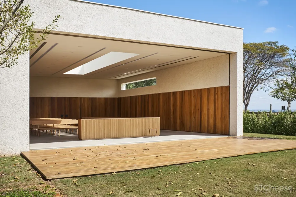 普世中心 / Carolina Maluhy