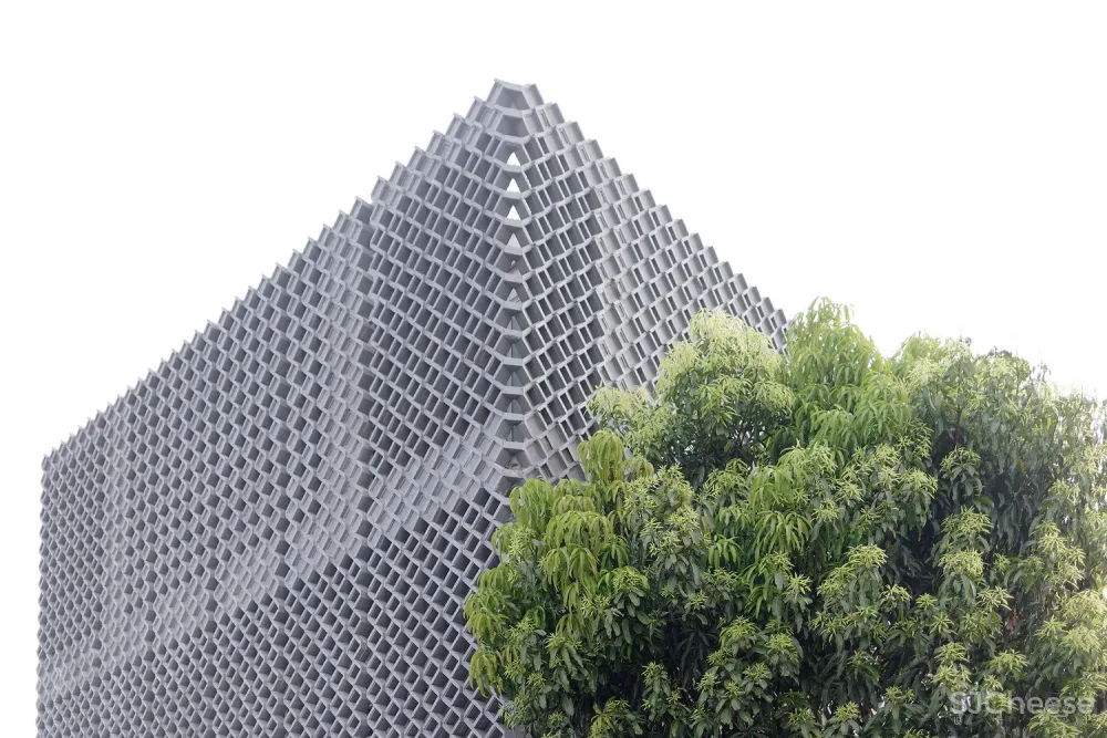 泰国镂空混凝土砖住宅 / all(zone)