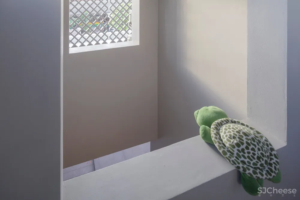 泰国镂空混凝土砖住宅 / all(zone)