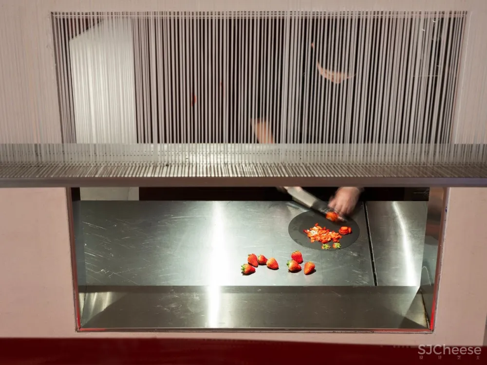 新作 | 深圳新出网红打卡,甜品店变身超级好玩的360°沉浸式剧场体验