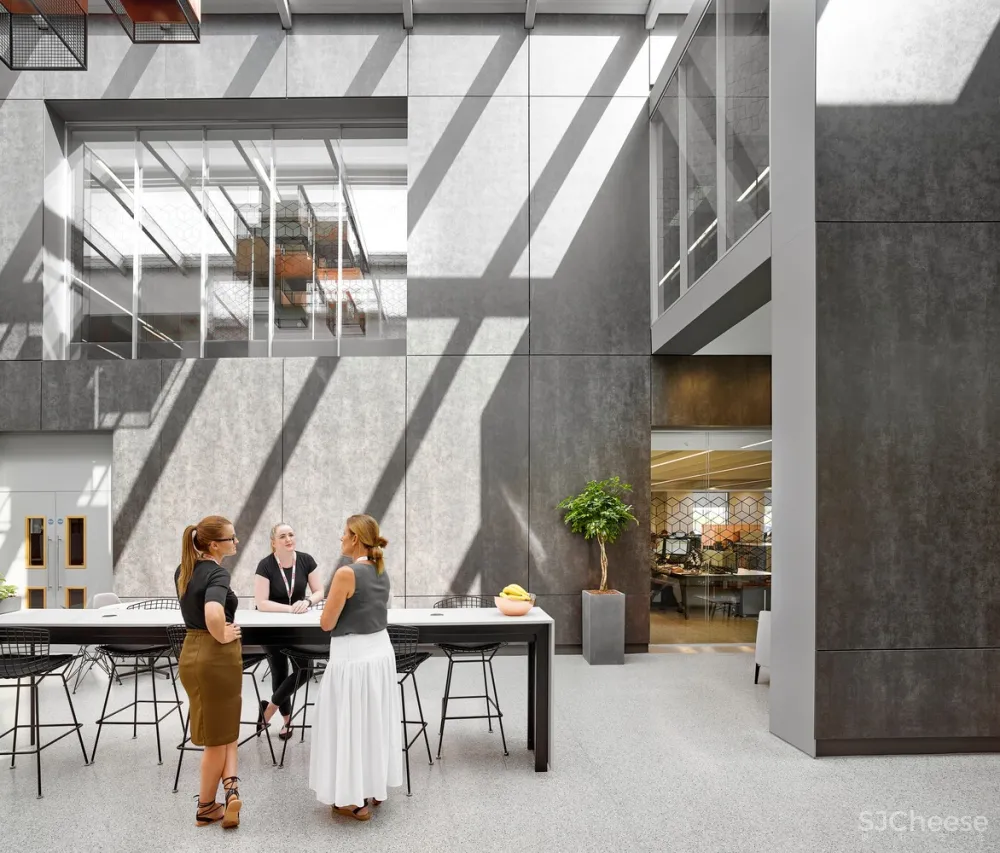 新作 | FaulknerBrowns Architects：蜂窝空间办公场所 Janet Nash House