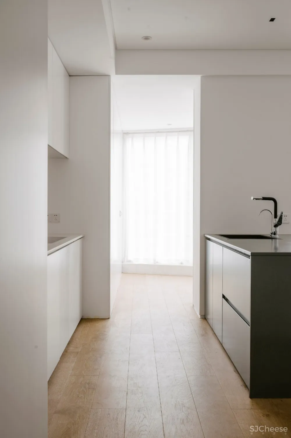 TC Apartment by Office ZHU