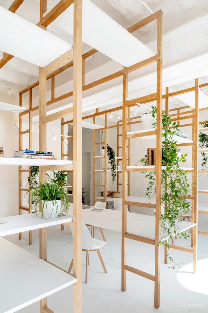 首发 | Roman Izquierdo Bouldstridge:清新明亮木格办公空间