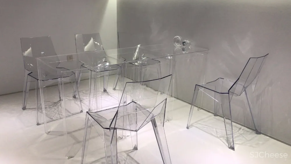 这个蓝色的咖啡馆丨属于大海也属于天空