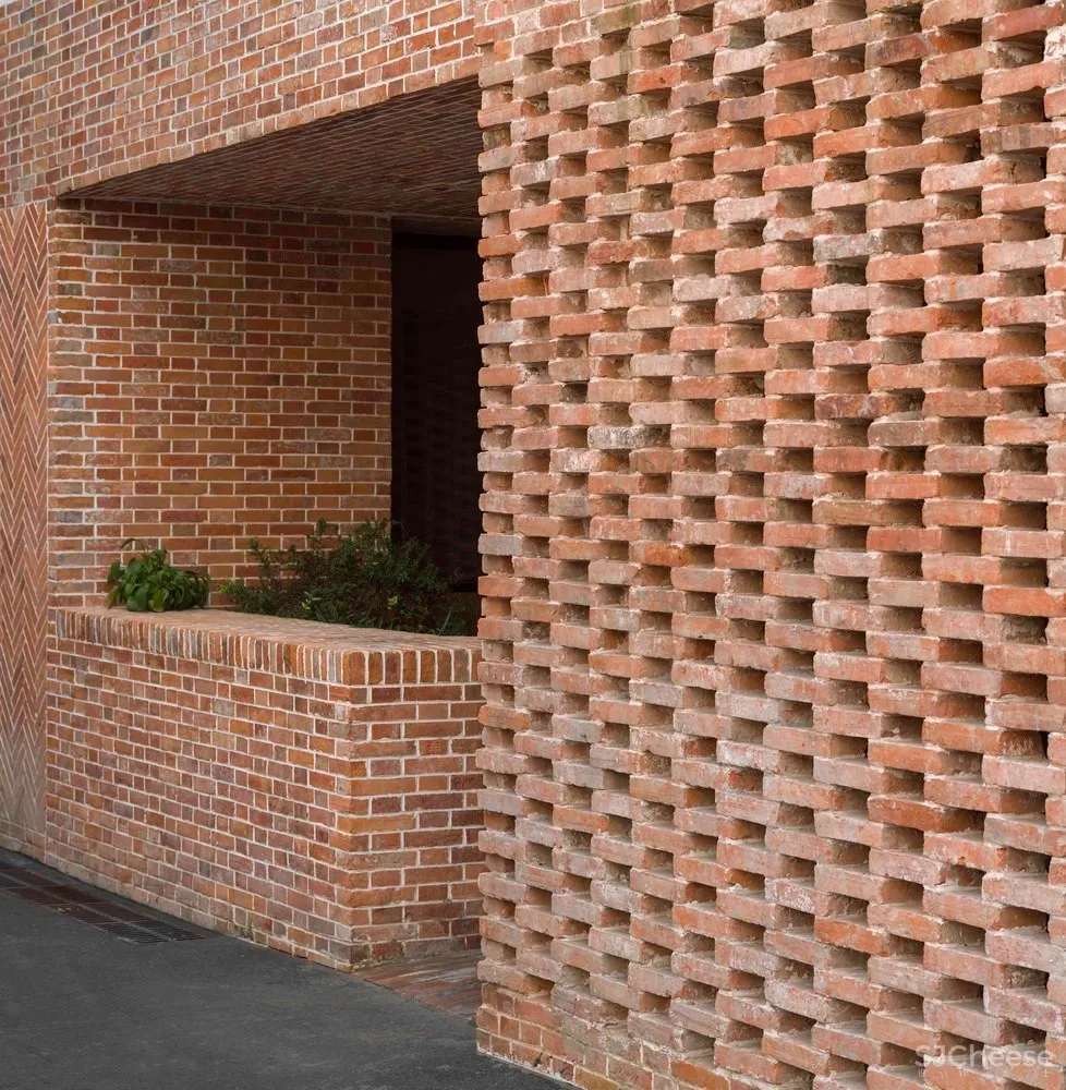 上海愚园路创意园区改造 / 如恩设计研究室