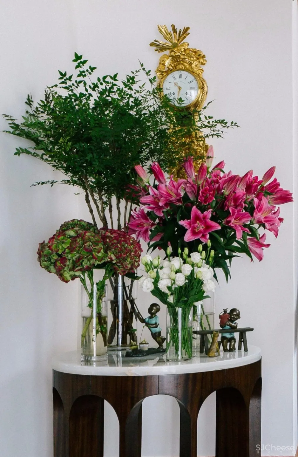 新作 | 950m² 香港加多利山贵族老宅 :真正的奢侈,为生活所用