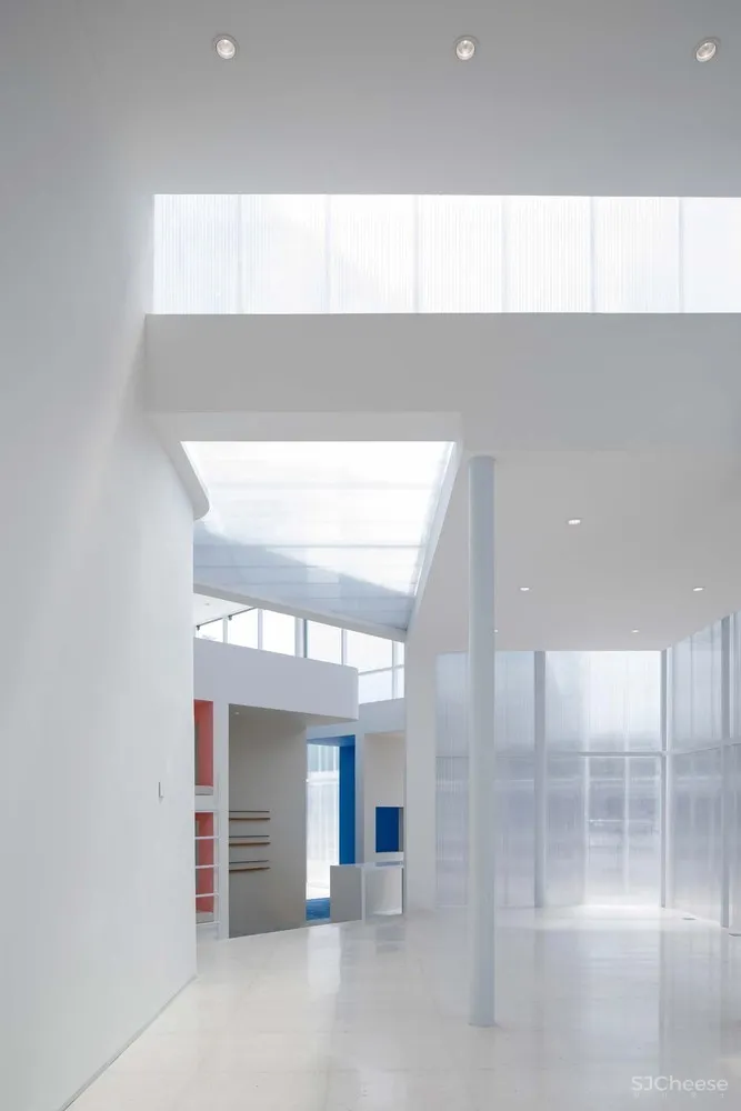 徐州星宿城市公寓售楼处 / odd