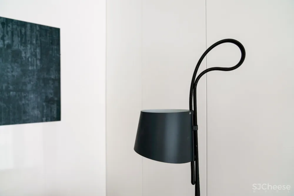 TC Apartment by Office ZHU