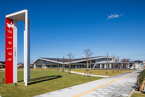 野野市市图书馆，日本 / 三上建筑事务所