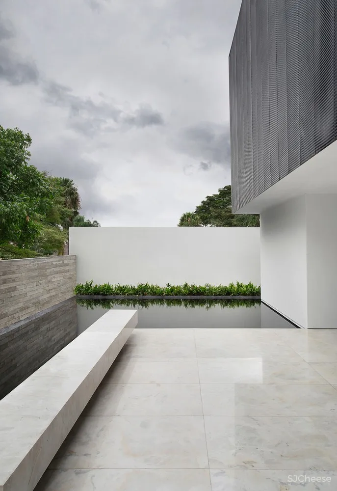 Studio Guilherme Torres | 圣保罗高级公寓 V2 House