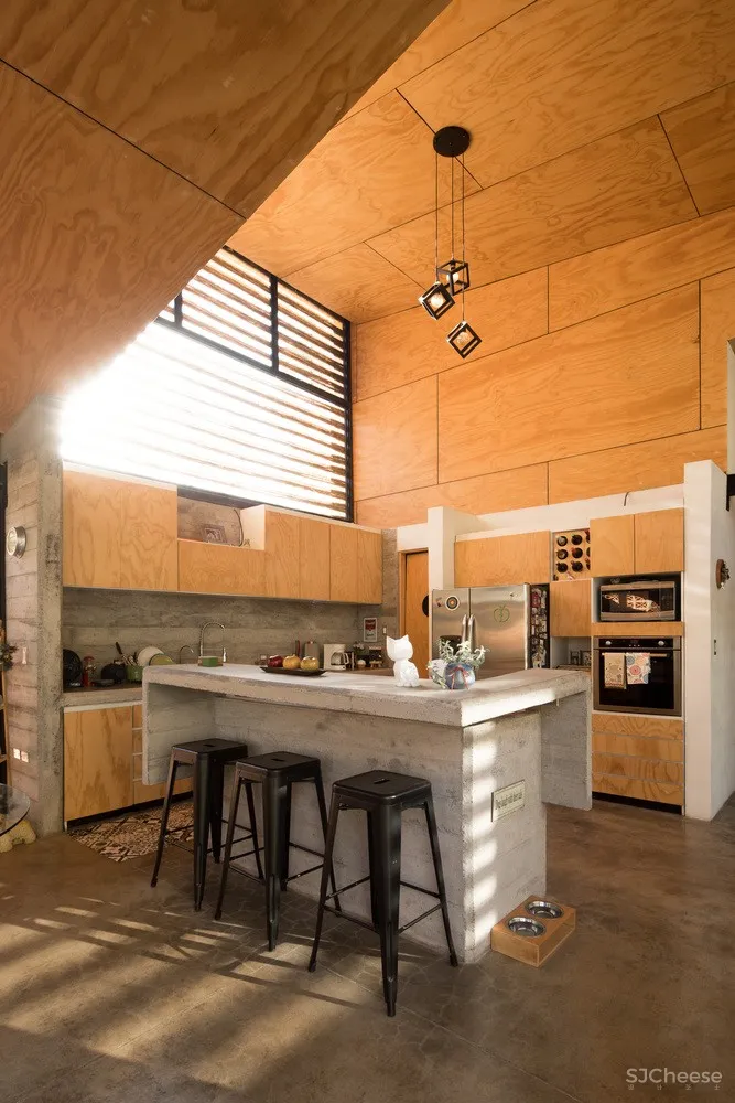 Arkosis：传统房屋改造实用住宅 La Garita House