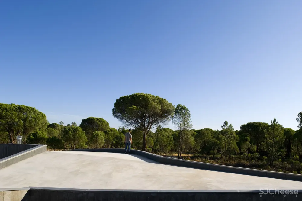 Pereira Miguel Arquitectos | 沙丘之家