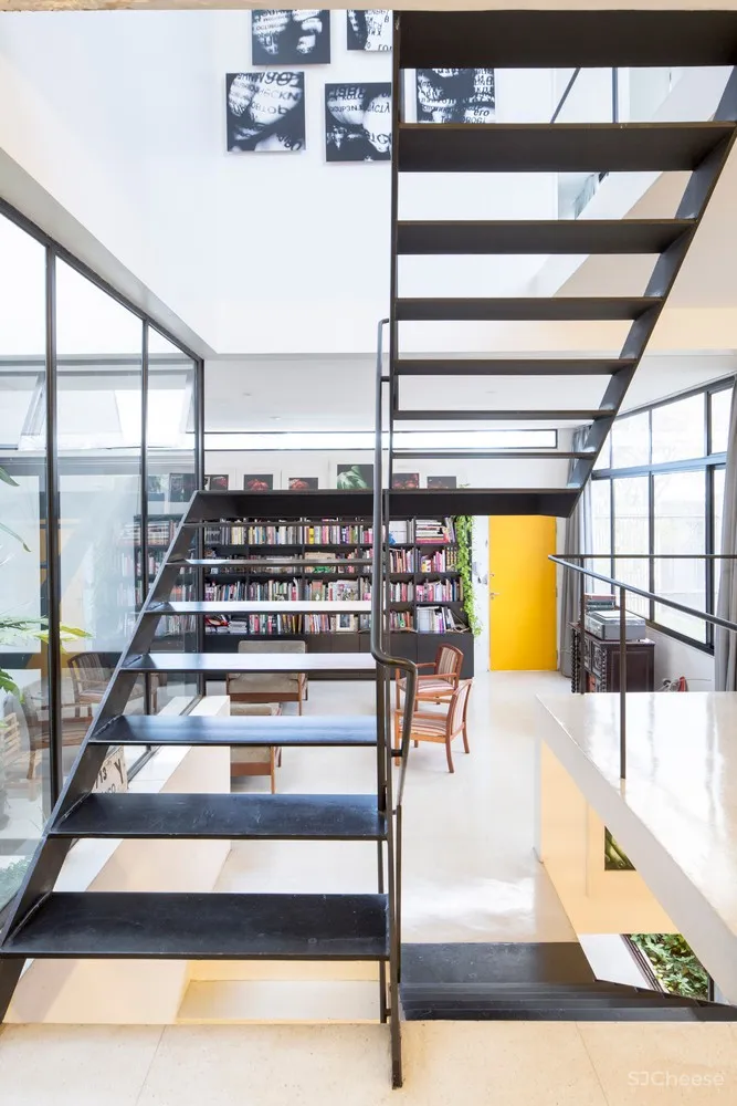 LAB606 | 巴西 XXX House