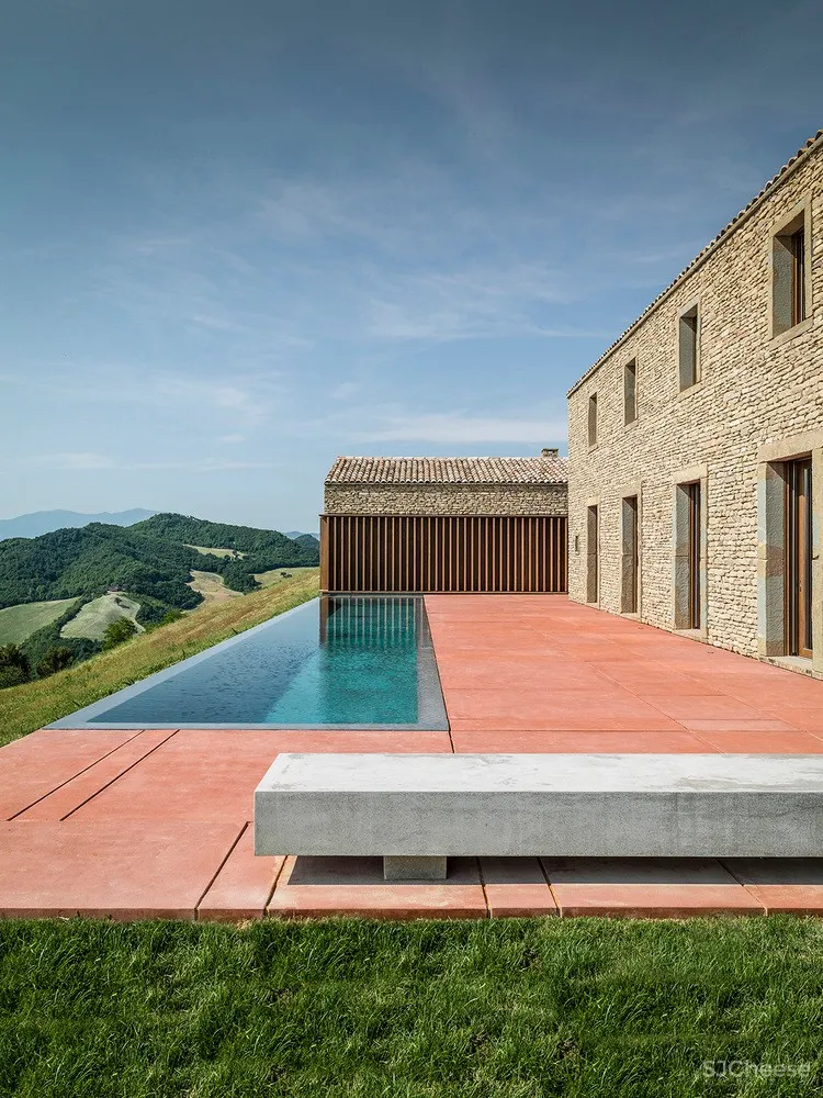 GGA gardini gibertini architects:意大利乡村别墅 AP House Urbino