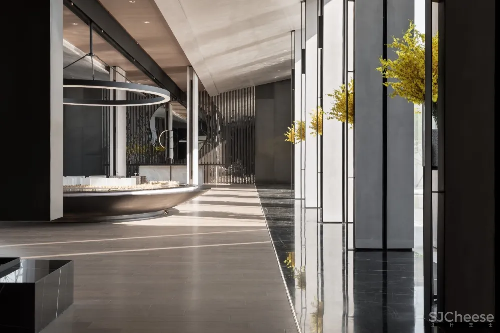 唐忠汉新作 | 售楼中心如何用片墙、线条、光线打造非凡质感