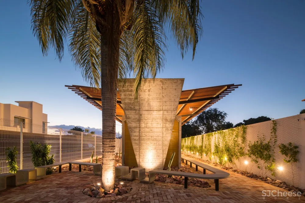 Lins Arquitetos Associados工作室/ Lins Arquitetos Associados