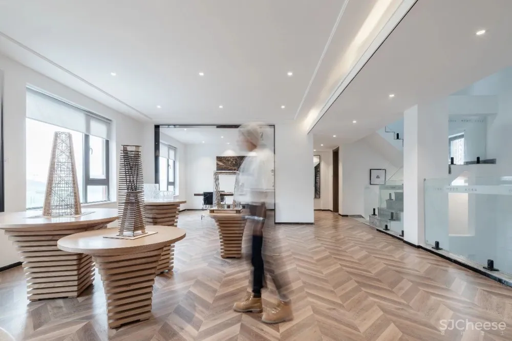 阅界x新城:点线面丨勾勒建筑空间几何之美