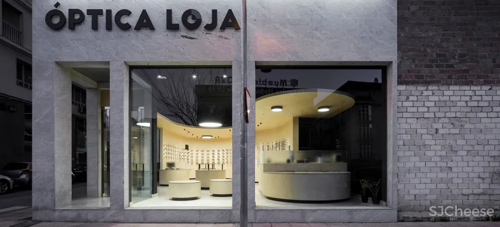 Panóptica眼镜店，西班牙 / Jose Luis Muñoz