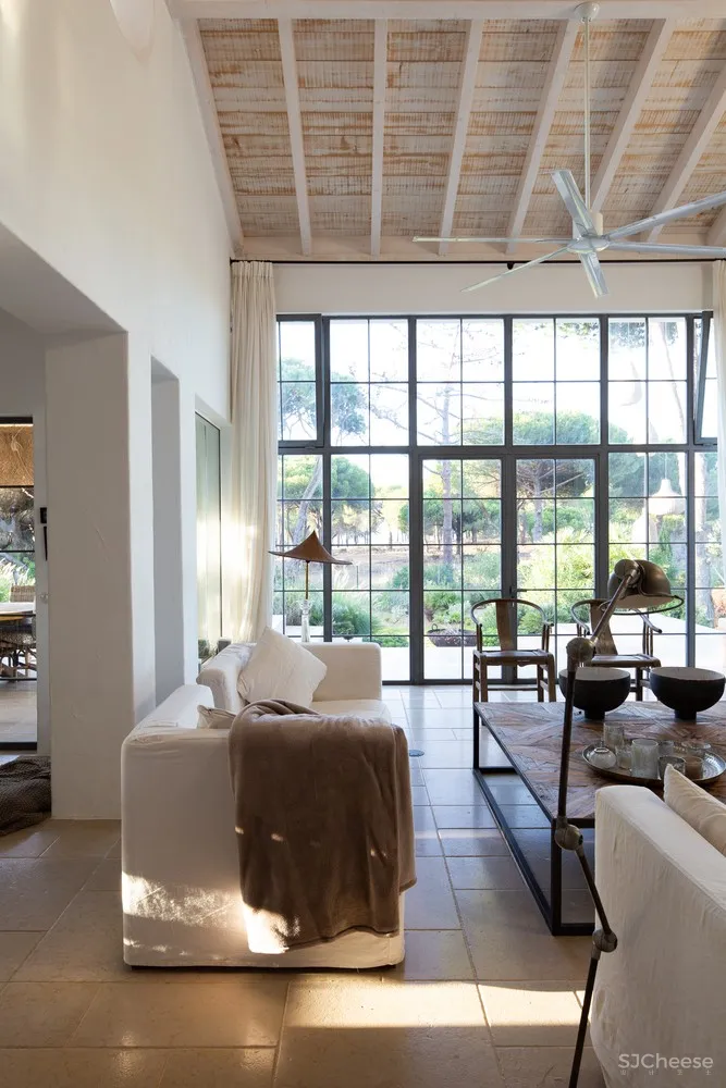 CORE Architects:葡萄牙住宅 Villa AH