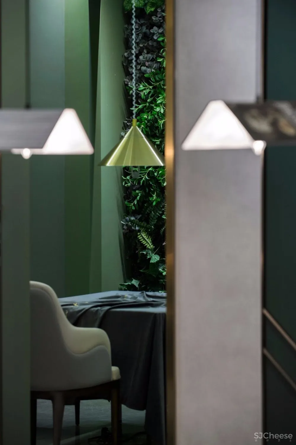 600㎡以‘’书‘’为主题新杂志咖啡设计