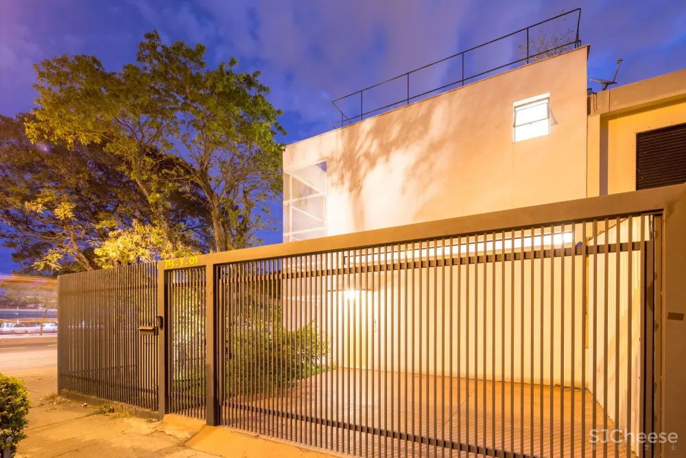 LAB606 | 巴西 XXX House