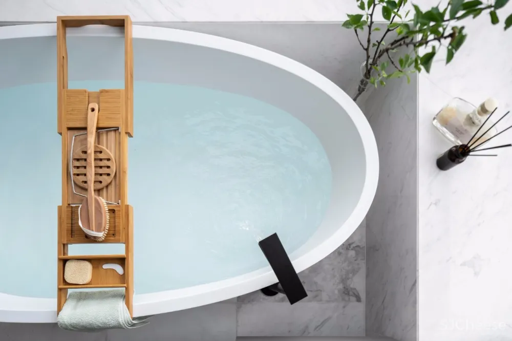 新作| 广州 500m² 大平层无敌江景奢宅，对望广州塔，超大空中泳池！