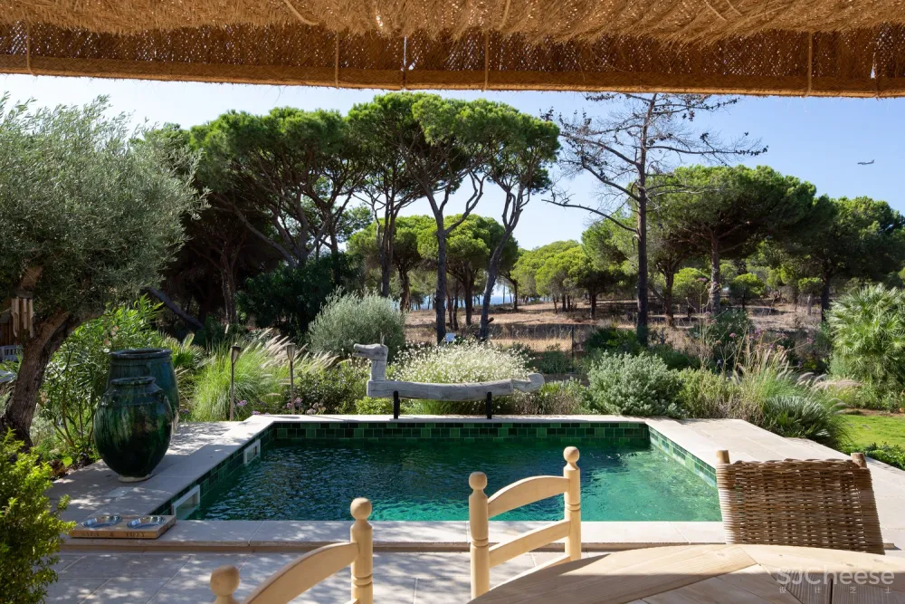 CORE Architects:葡萄牙住宅 Villa AH