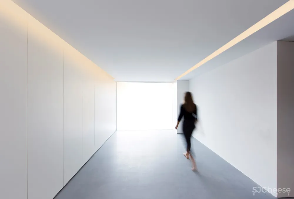 新作 | Fran Silvestre Arquitectos:巴伦西亚 第四空间公寓