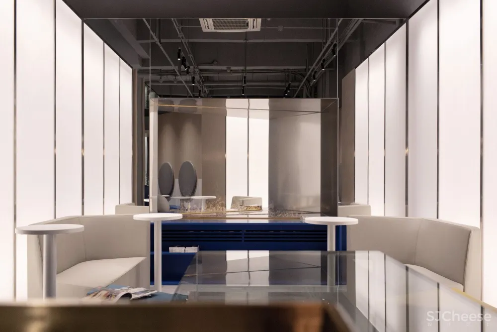 ROUND STUDIO / 渝恩概念室内设计