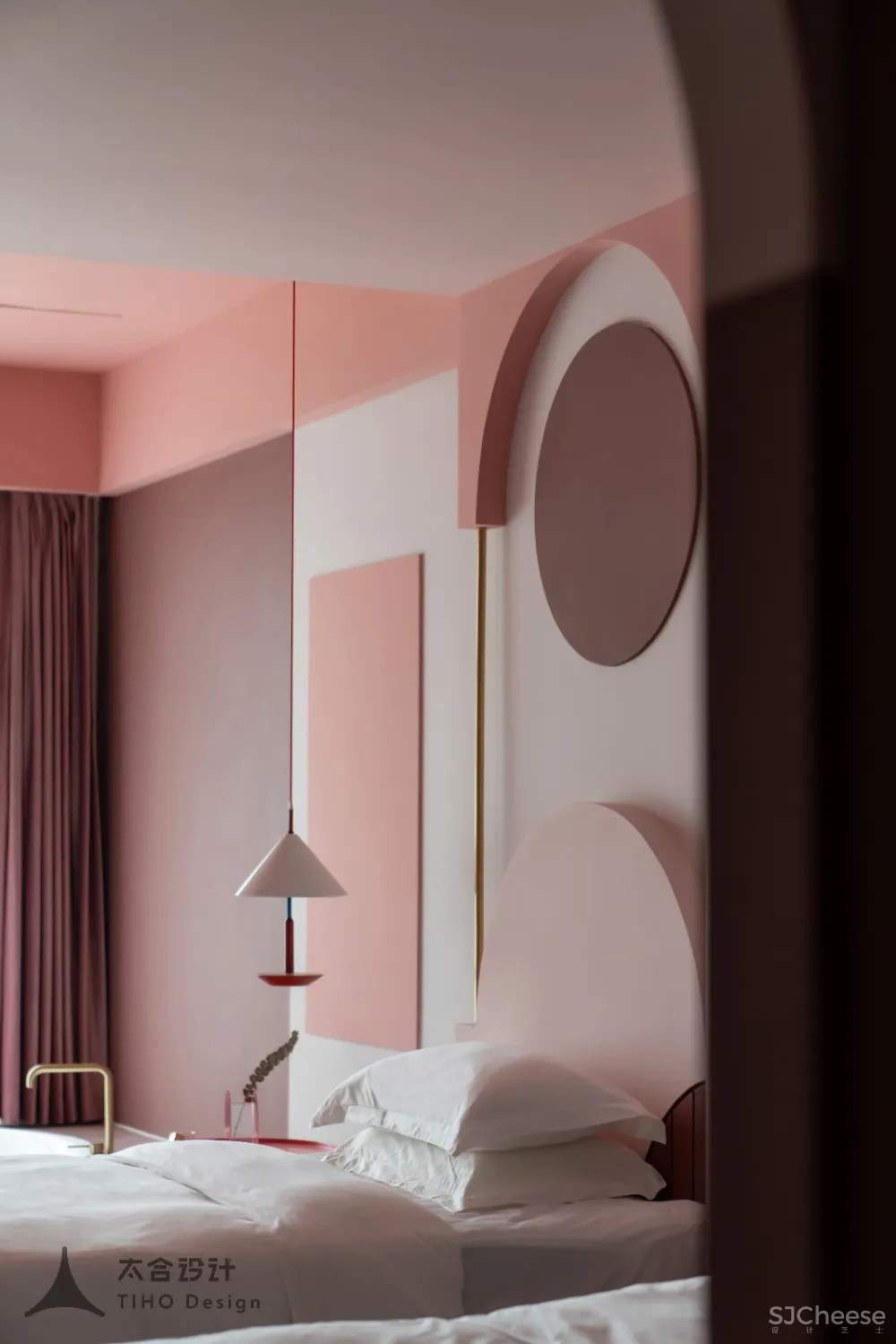 重庆偷喜酒店:22色的梦