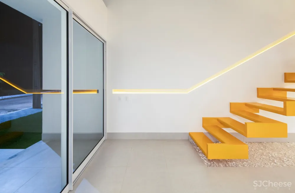 M16住宅 / NEBR arquitetura