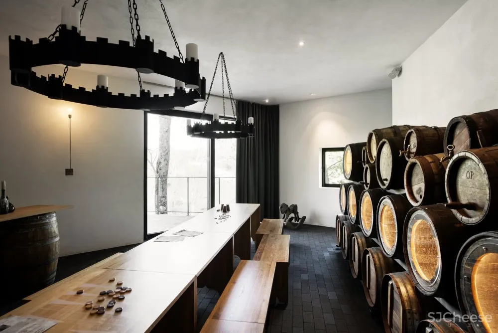 朝圣者之家 / KAOS Architects